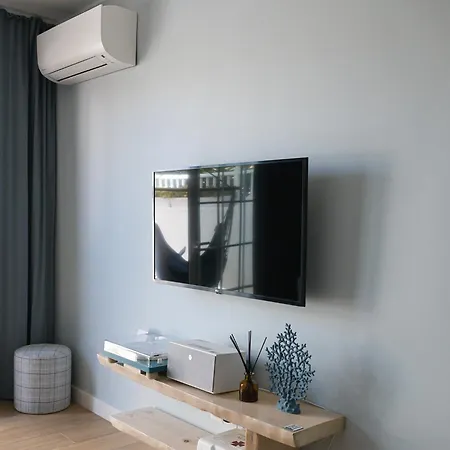 Private Jacuzzi, Modern, Design - 2 Terraces - Wow In Christianos Apartman