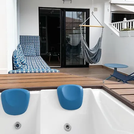 Private Jacuzzi, Modern, Design - 2 Terraces - Wow In Christianos شقة *