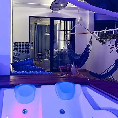 Apartman Private Jacuzzi, Modern, Design - 2 Terraces - Wow In Christianos *